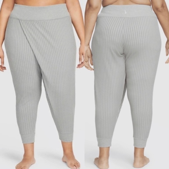 NWT Nike Yoga Plus Ribbed Wrap Look Jogger Pants in Grey - Picture 1 of 8